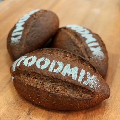 Зерновой хлеб на основе смеси МонтеПан - Темный Зерновой производства компании Фудмикс
